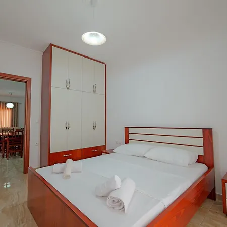 Guest House Moonlight Ksamil Buitenkant foto