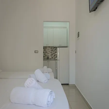 Guest House Moonlight Ksamil Buitenkant foto